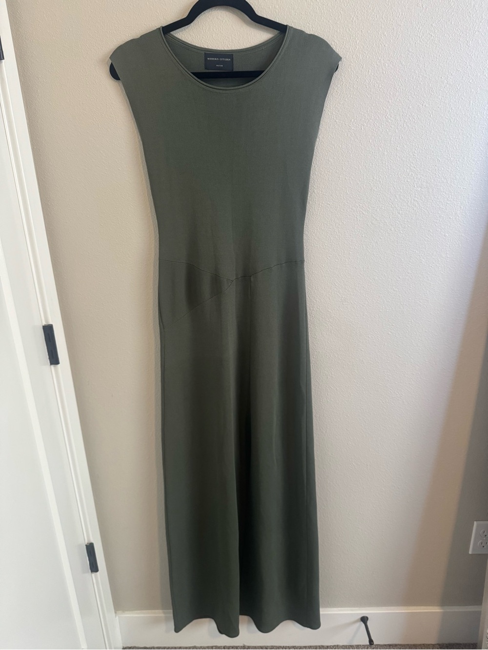 Modern Citizen Olive Green Maxi Dress - Size M